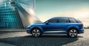 Q7-900x469